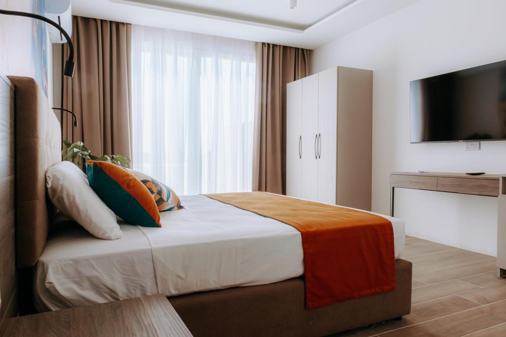 Blu Waters Boutique Hotel ซเลนดิ ภายนอก รูปภาพ